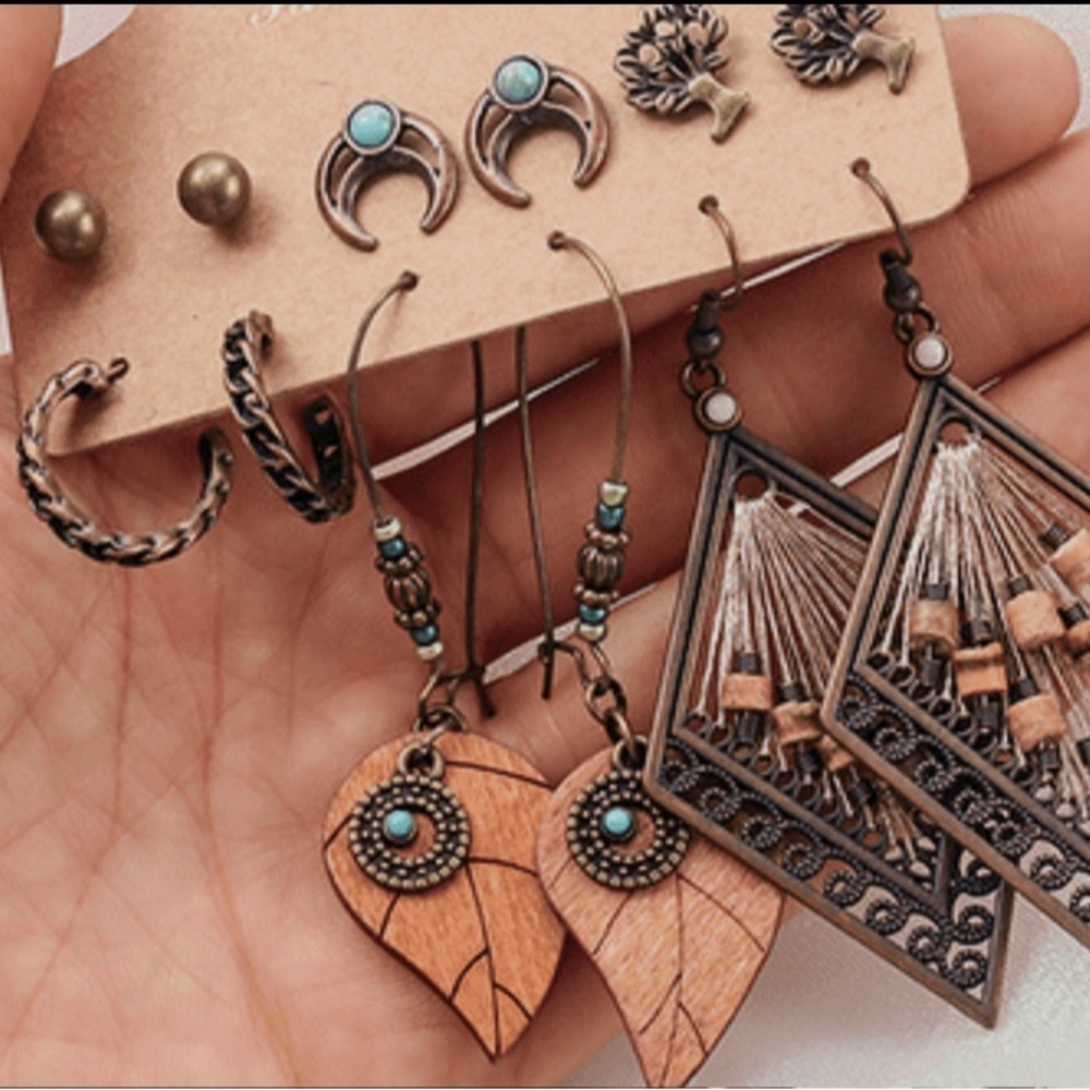 Women’s Gold-tone Bronze Color Boho Drop Stud Hoop Earring Set NWT